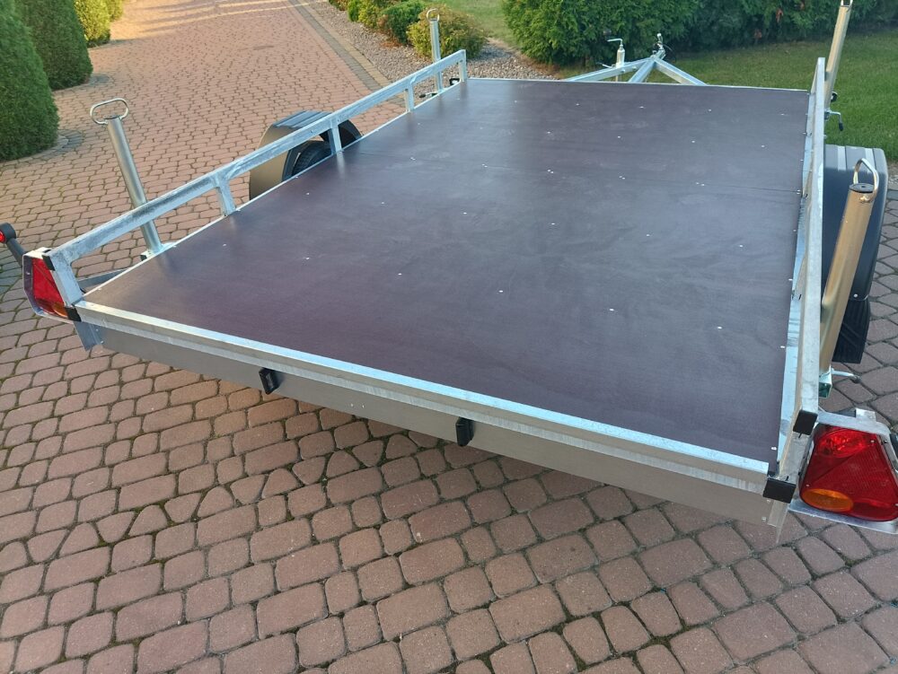 PRZYCZEPA platforma 300x200cm 1-osiowa