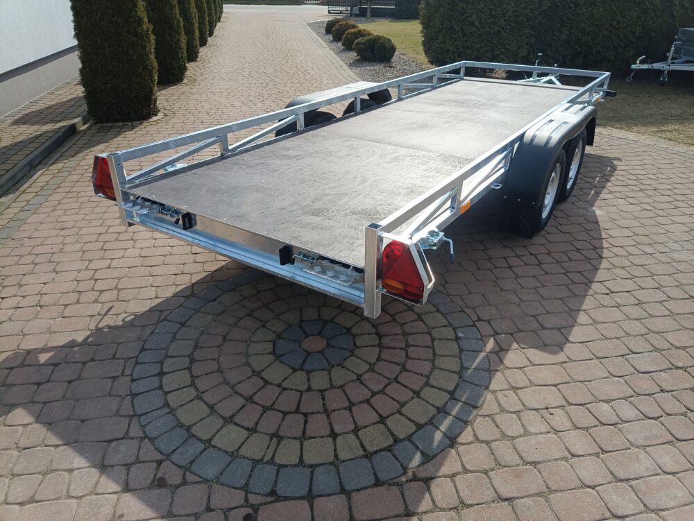 Przyczepa do przewozu motocykli/quadów